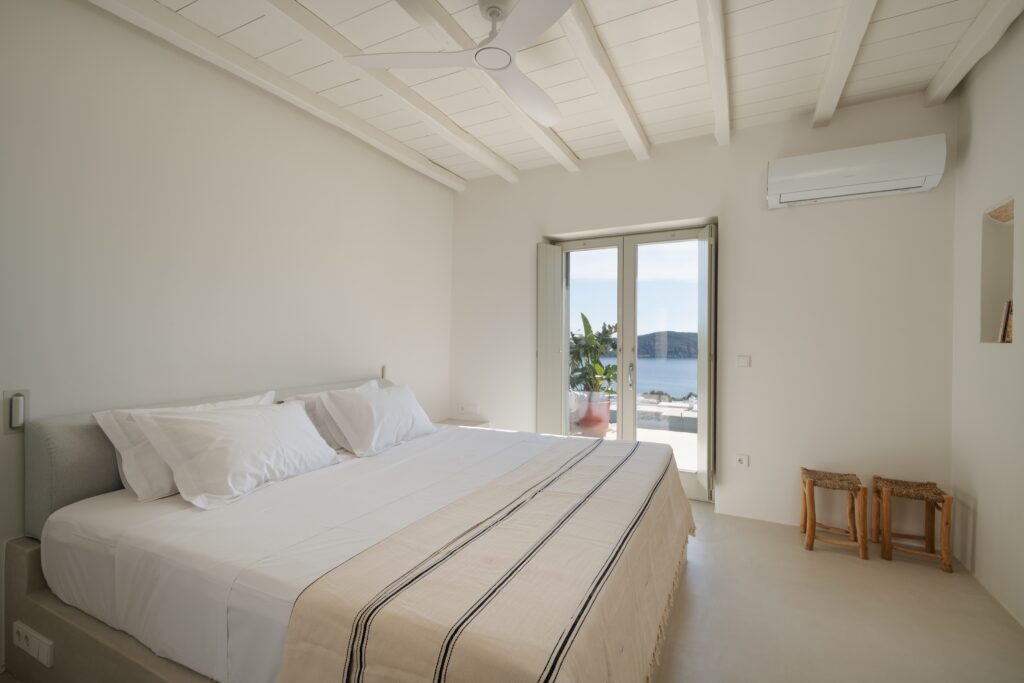Luxury sea view villa in Serifos Greece
